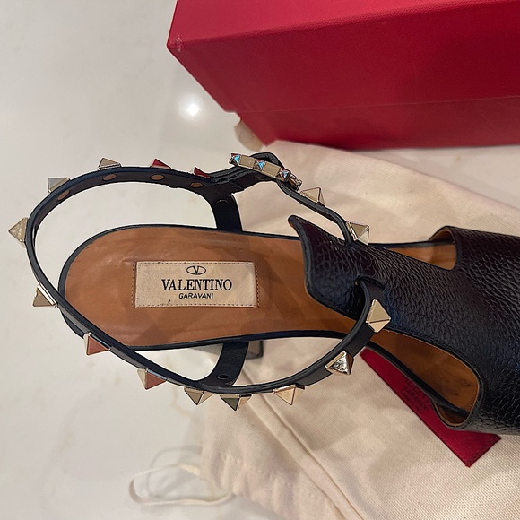 Valentino Rockstud block heel sandals. Size 39. Great condition! - Picture 4 of 12
